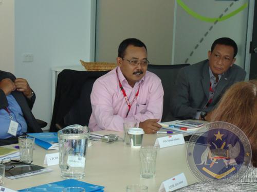 KOL Jani Iswanto  KOL Arifin Zaenal leading discussions with Canberra University